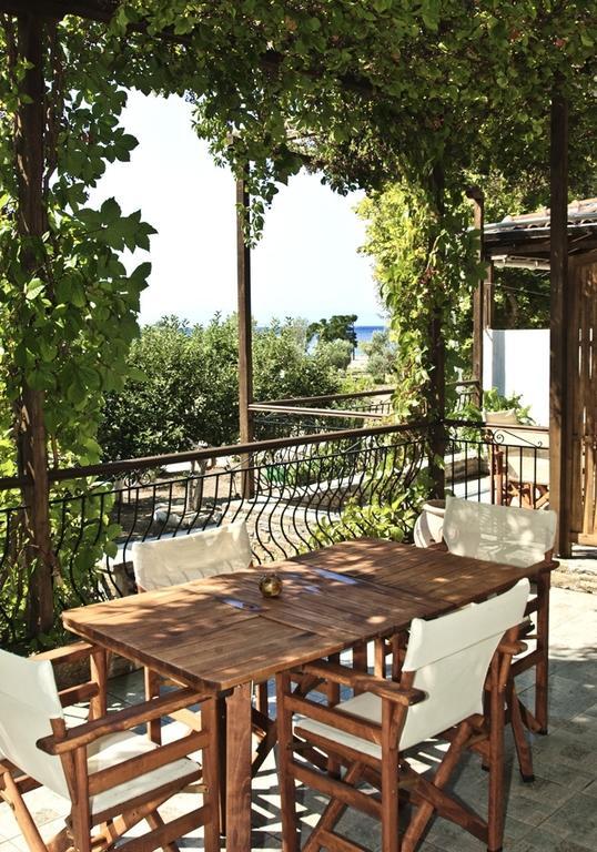 Athina Apartments นิโอไกลมา ห้อง รูปภาพ