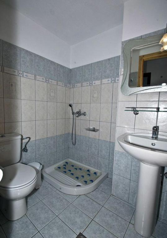Athina Apartments นิโอไกลมา ห้อง รูปภาพ
